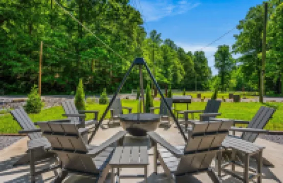 2bdrm Cabin 3 Gburg Pet-friendly Firepit Games