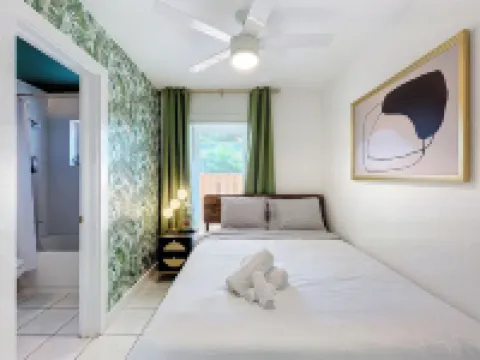 Chic Boho Paradise: Las Olas Hotels in Oakland Park