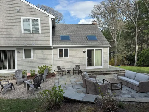 HarwichPort 4 bdr 3 bath - Walk to Red River Beach - next to Wychmere