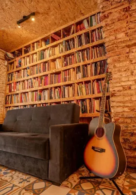 Guest House Stories - Homestays