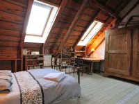 Charming mountain village house - 80 sqm Hotels in Valloire