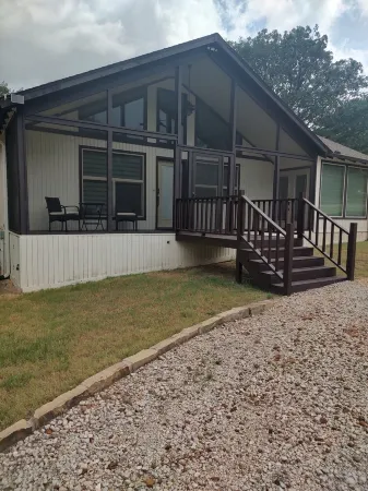 2-bedroom, pet friendly home with great amenities. It will be your happy place