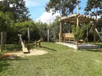 Beautiful farm with swimming pool, a small island. Near the Rio Jaguari Waterfall. Hotels in Extrema