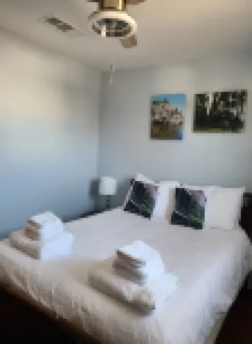 Charmed New Orleans Lakeview Neighborhood Living Hotels near Saint John Park