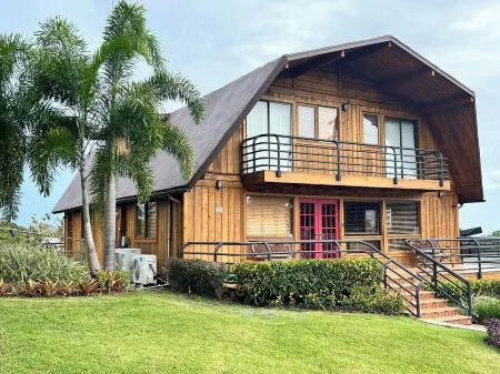 Sunset Log House Minutes from Rincon & CaboRojo