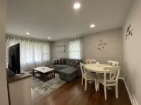 Aurora Apartment with fast Wi-Fi, in the unit laundry and garage.
