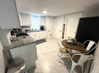 3 Bedroom Condo steps from Hampton beach and boardwalk!