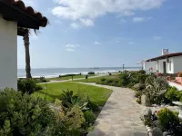 Cozy condo 2 minutes from the beach at a tennis resort gated community