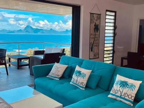 House with private pool Hotels in Punaauia