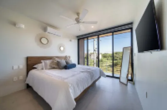 Centrally located with private rooftop terrace and private plunge pool!