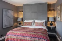 Spacious Luxury Georgian Townhouse in the heart of Bath