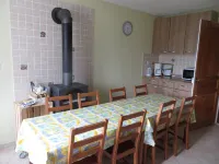 2nd floor apartment 130 m2 shared entrance Hotels in Le Chenit