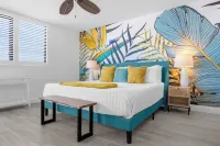 Breathtaking oceanfront views! Balcony! Private Pool, Beach Access, Daytona!