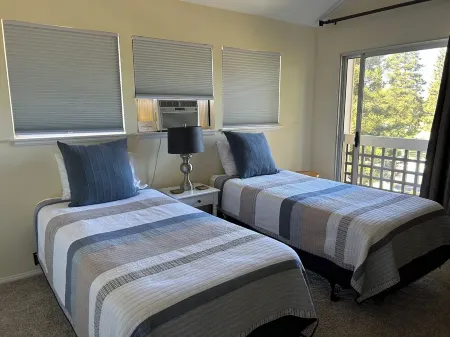 Waikoloa Hills Getaway - 2bd/2bath Отели рядом с достопримечательностью «Waikoloa Dry Forest Initiative»