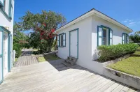 Petite Hillside Cottage on Private Estate w/Pool