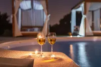 Villa Mirna with private pool near beach