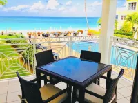 Beautiful Ocean Views! Only steps from the ocean! in the Center of 7 Mile Beach!