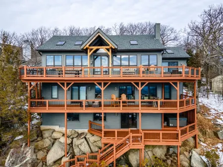 Luxury Chalet, Best Views in Virginia