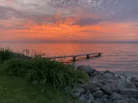 Lakefront Oasis near Lewiston & Niagara Falls