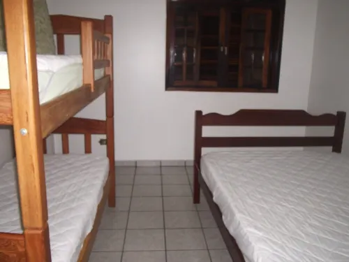 TOWNHOUSE 4 SUITES WIFI AIR CONDITION. PARADISE GUARATUBA CONDOMINIUM COSTA DO SOL