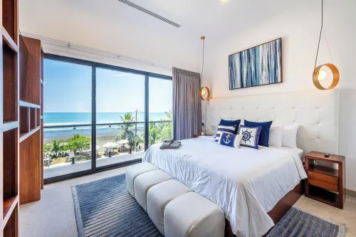 Brand New Luxury Spacious 12 Bedroom Ocean Front Luxury Villa South Jaco.