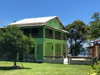 LINDA CASA CONDOMÍNIO AMAPI, EM FRENTE A LAGUNA DE IGUABINHA Các khách sạn gần Camping tainha