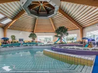 Beautiful located on water terrace, large dobble room at ground level, good WLAN