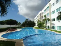 Green Living! Solar-Powered Rooftop Condo with Semi-Olympic Pool-Summer Discount