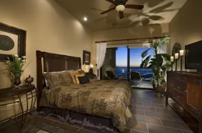 Gorgeous Oceanfront Condo in Las Palomas, Coronado Building, Rocky Point Mexico  호텔