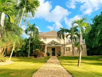 Beautiful 4-bdr Villa With Golf View, Private Pool and Jacuzzi,close Beach