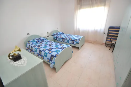 Villa Magnolia 1 Sleeps 8 Close to the sea