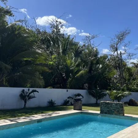 Lovely beach home with amazing grounds and private swimming pool