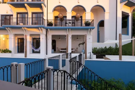 Las Catalinas-Casa Chameleon's neighbor perfect for large groups, amazing views