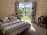 Rosewood Hideaway, peaceful, sunny & memorable Hotels in Rangataua