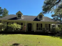 Charming 3-bedroom house with WiFi, AC in delightful Tuscaloosa close to campus