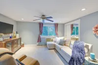 해변까지 7마일인 편안한 Dix Hills 아파트와 데크 ~ 딕스 힐스 호텔