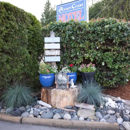 Ocean Crest Motel