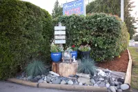 Ocean Crest Motel فنادق في Qualicum Beach