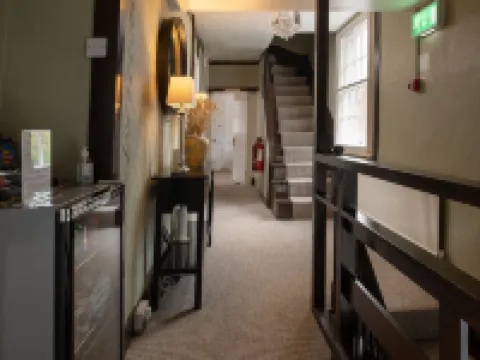 Springfield House - Birmingham Airport & NEC Hotels in Coleshill