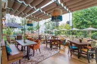 The Alexander Pope Hotel Hotels in Richmond