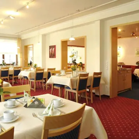 Hotel & Ferienappartements Edelweiss