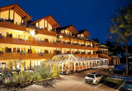 Gasthof Buglhof Отели в г. Шварцах