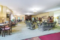Experience Chautauqua! Newly Renovated Studio - Beach