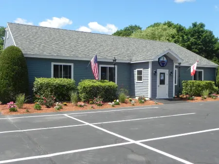 Elmwood Resort Hotel