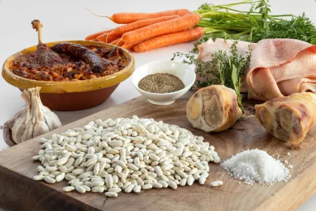 Hotel du Commerce Spa Отели в г. Гурдан-Полиньян