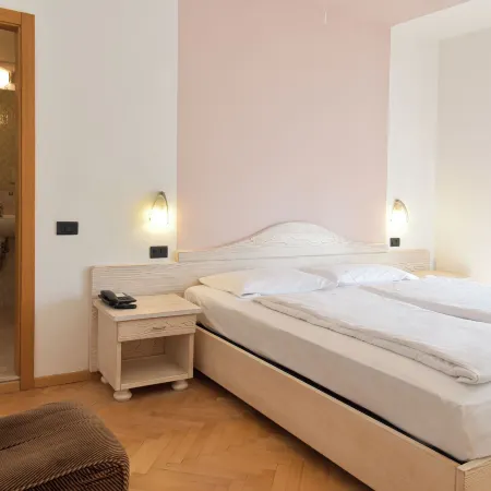 epOche Hotel Zanella 1889