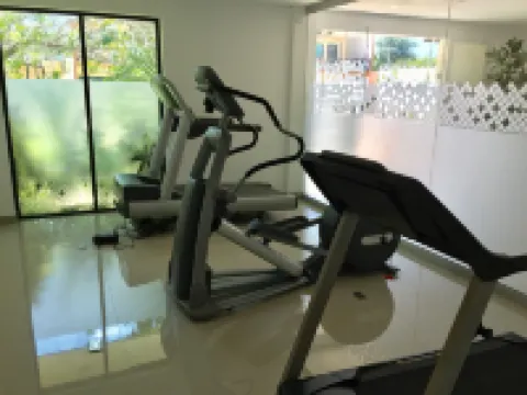 Hotel Roazi โรงแรมในทิซิมิน