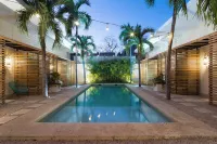 Boho Tamarindo - Adults Only