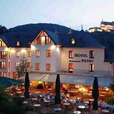 Logis Hotel-Restaurant Petry Hotel Exterior