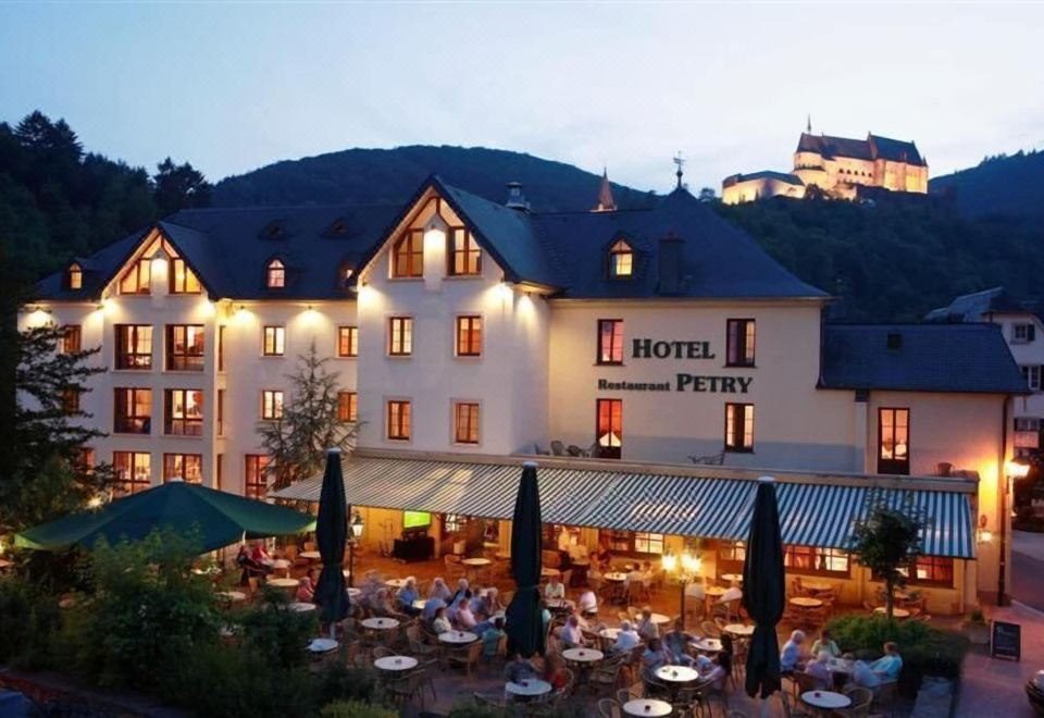 hotel overview picture